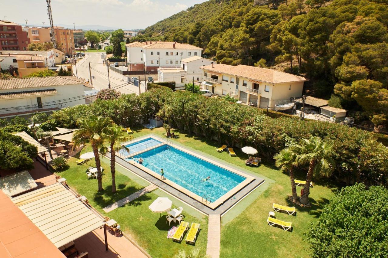 Hotel Checkin Flamingo L'Estartit Exterior foto