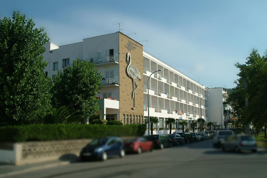 Hotel Checkin Flamingo L'Estartit Exterior foto